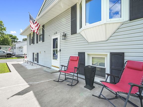 3rd image of 116 Woodcrest Way