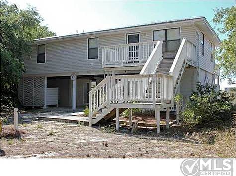 1st image of 608 E Pine Ave