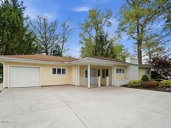 4th image of 3061 Inwood Dr