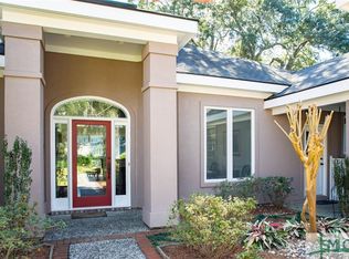 2 Skimmar Cir, Savannah, GA 31411