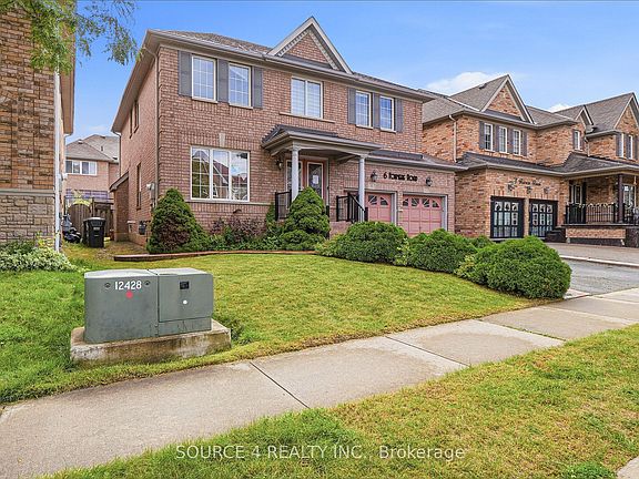 3rd image of 6 Foxmere Rd