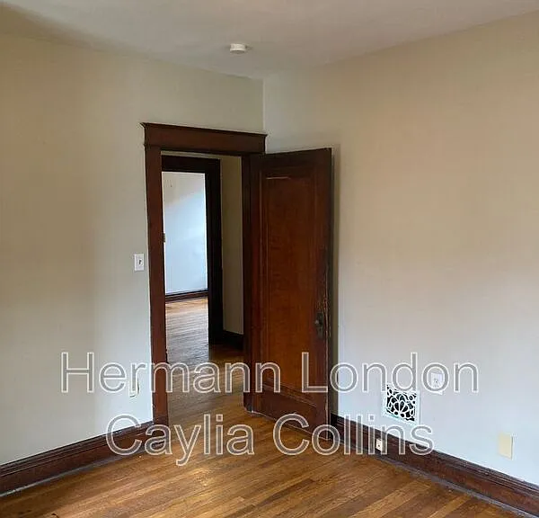 5340 Bancroft Ave #2F — Photo 3