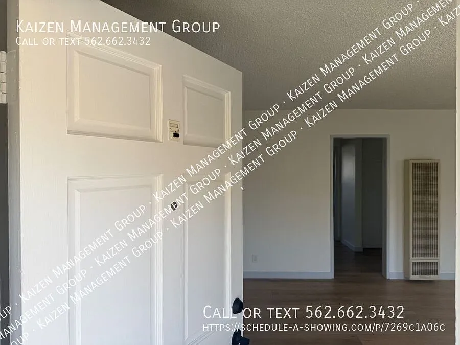 12313 York Ave #D