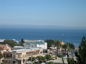 457 Hawthorne St, Monterey, CA