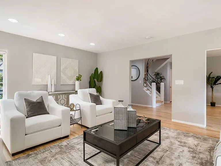 450 N California Ave — Photo 6