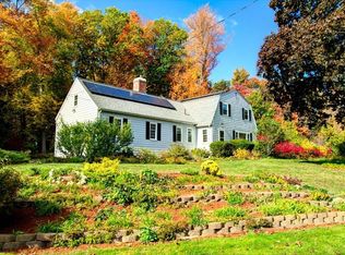 37 Clover Hill Dr, Chelmsford, MA 01824