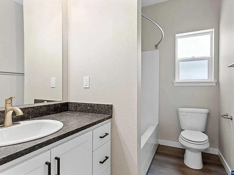 2434 Strong Heights Ln SE — Photo 19