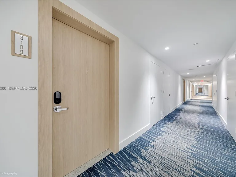 90 SW 3rd St #3109 — Photo 9