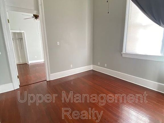 3rd image of 124-126 S Genois St