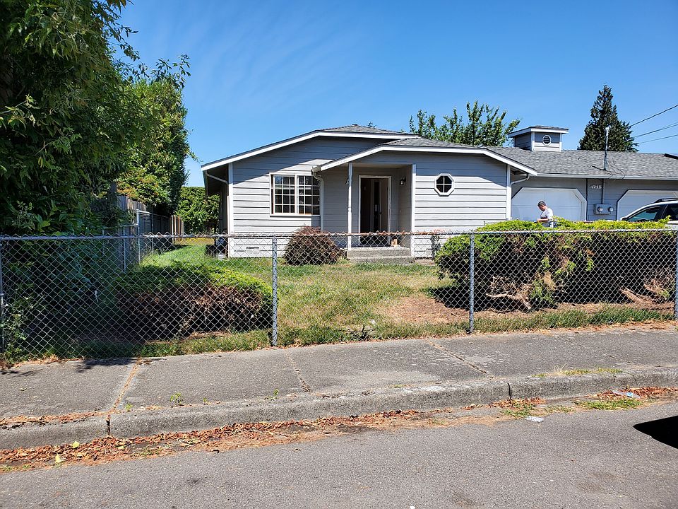 1st image of 4715 73rd Pl NE #A