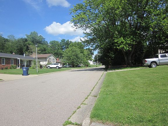 5th image of 3863 Mayfield Dr
