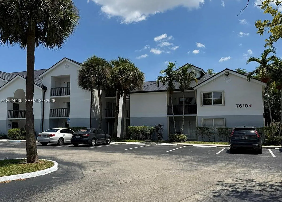 South Palm Place Condo — Photo 4