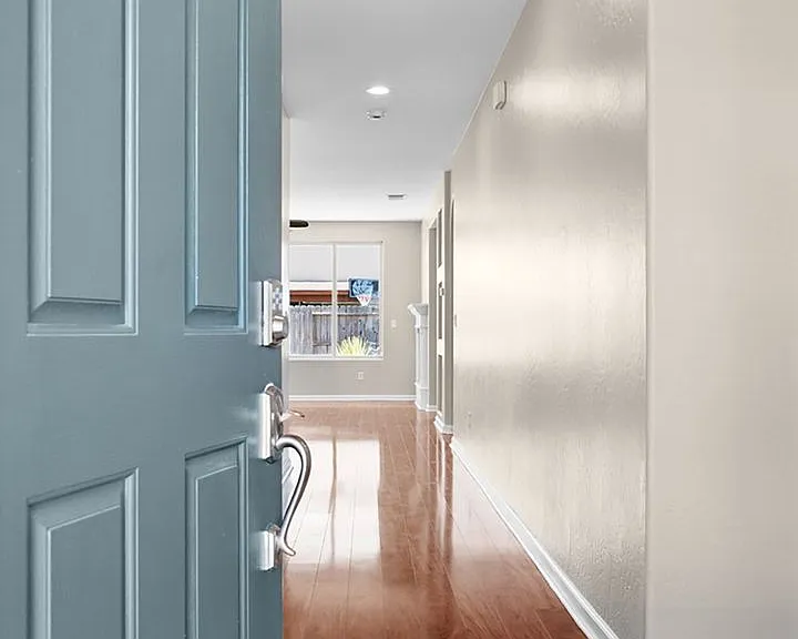 1428 N Leila St — Photo 13