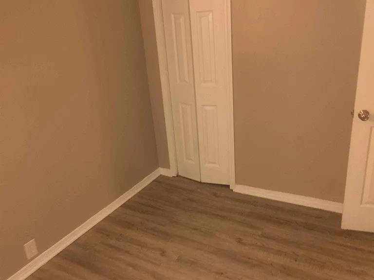 2922 Colorado Ave — Photo 8