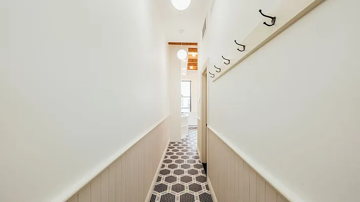 Rented by Nooklyn NYC LLC | media 16