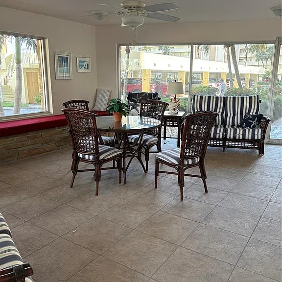 4725 Cove Cir #104 — Photo 20
