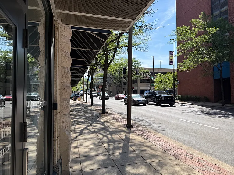 112 W Washington Blvd #230 — Photo 19