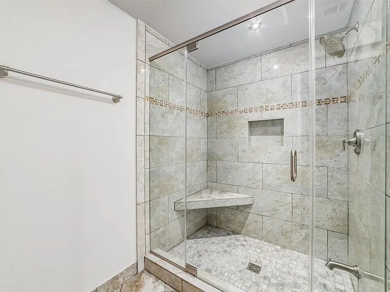 5012 Irvington Blvd — Photo 14