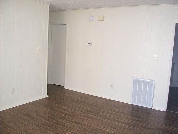 2nd image of 7623 Alki Ln