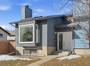 11219 E 27th St SW, Calgary, AB T2W2Z5