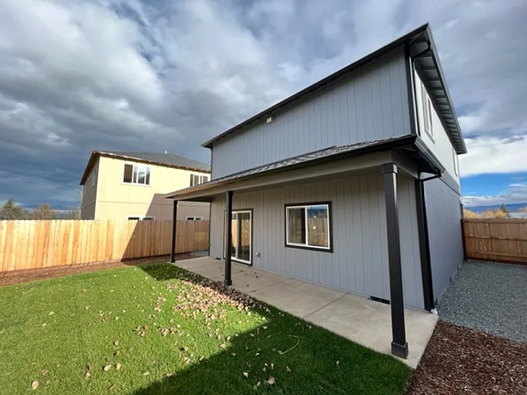 551 Nicholas Lee Dr — Photo 10