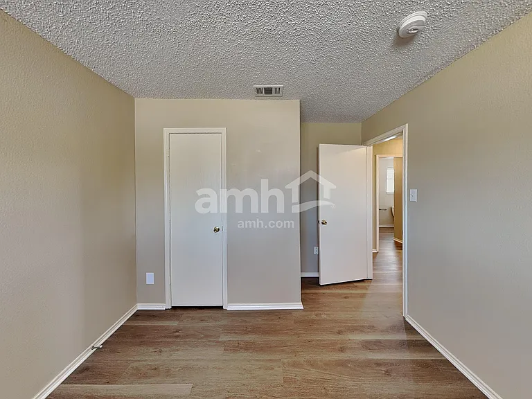 321 Quail Run Rd — Photo 14
