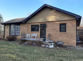 1643 Glenview Dr, East Peoria, IL 61611