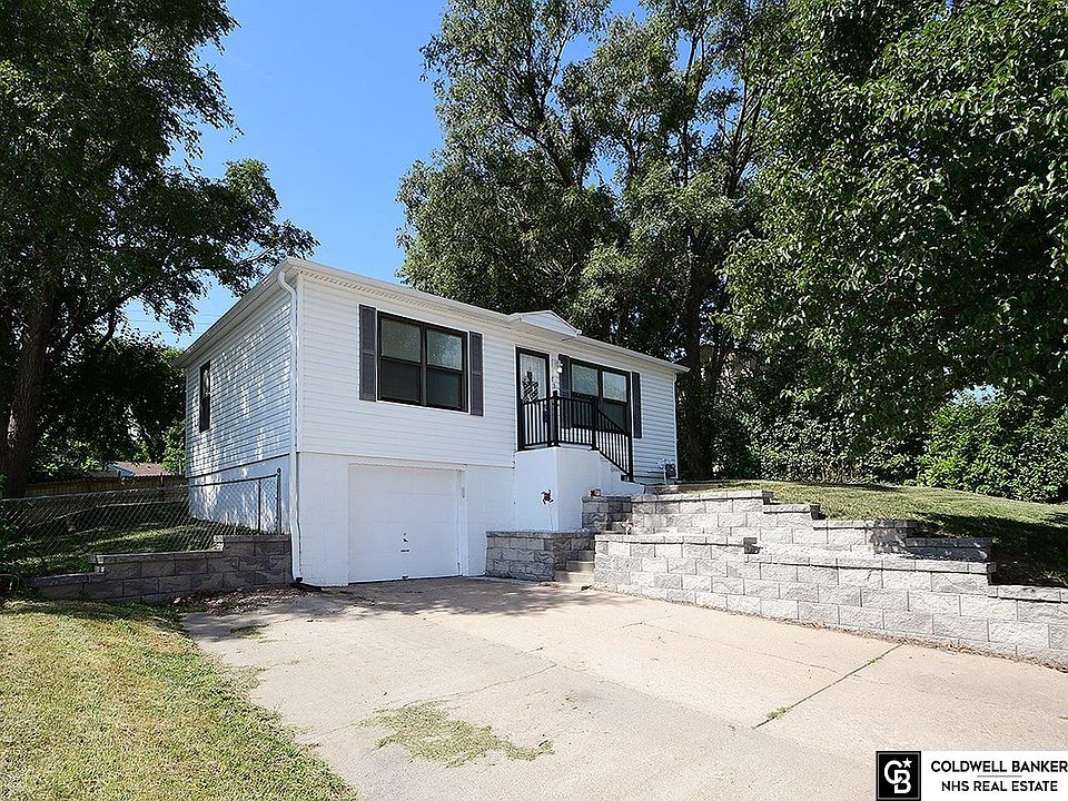 1st image of 7517 Lillian Ave