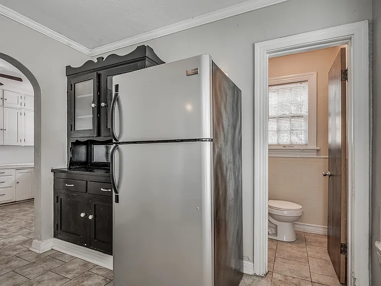 1803 NW 22nd Street - 2301 N. Florida — Photo 18