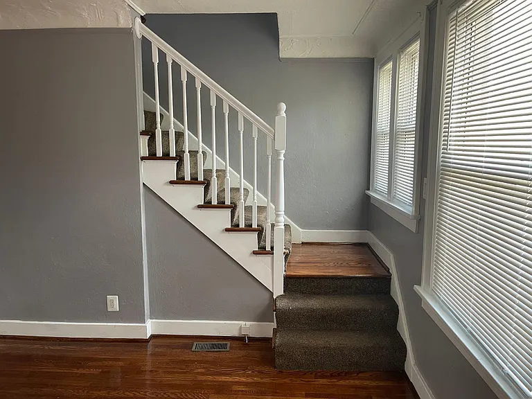 22612 Santa Maria Ave — Photo 9