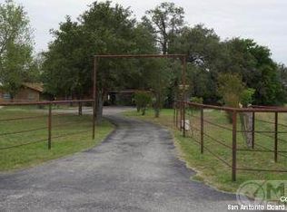 541 Laubach Rd, Seguin, TX 78155