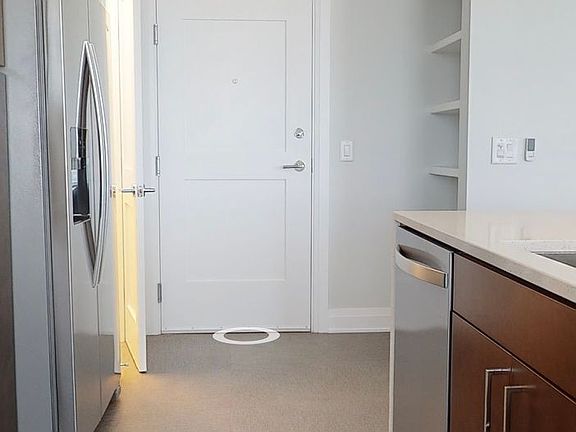 5th image of 725 Church St #1002