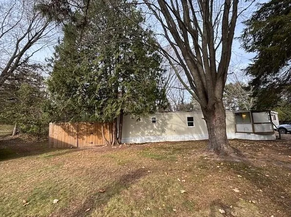 W2354 State Highway 23 Rd #106, Green Lake, WI 54941