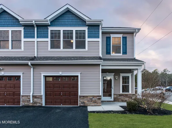 52 Rockingham Way Unit 1, Manchester Township, NJ 08759