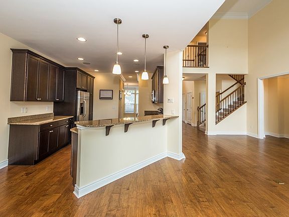 2nd image of 232 Bentbrook Cir
