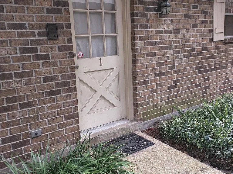 5236 Quincy St #1 — Photo 2