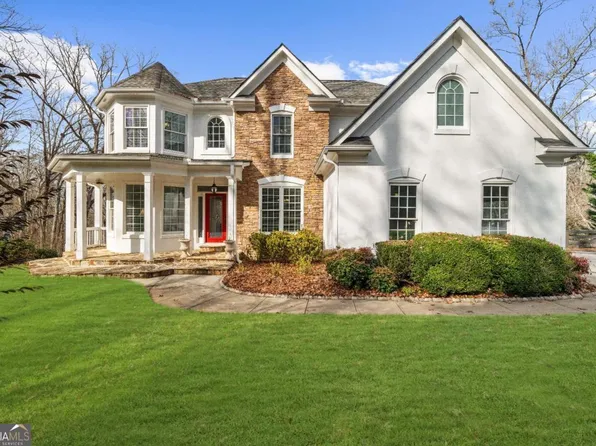 5488 Price Rd, Gainesville, GA 30506