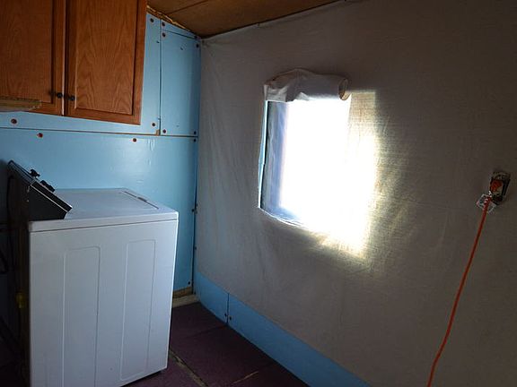 3rd image of 305 Washington Ave