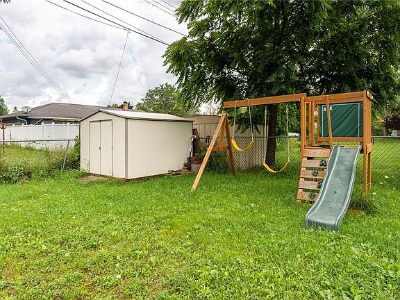 5th image of 122 W Hamilton Avenue
