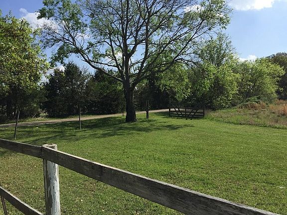 3rd image of 6017 Vz County Road 3502
