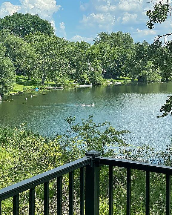 2nd image of 2654 Bay Dr