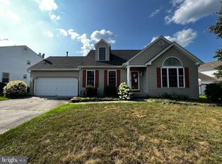 319 School House Rd, Williamstown, NJ 08094