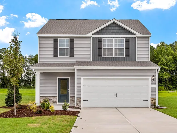 8960 Ava Dr, Bailey, NC 27807