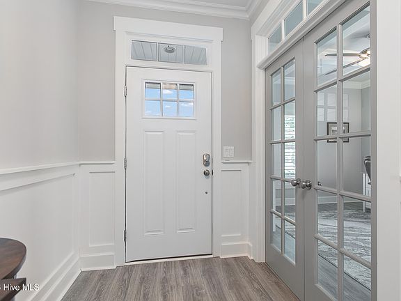 5th image of 3969 Wendell Place # 1