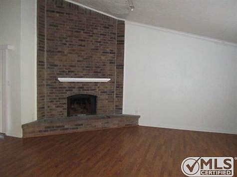 2nd image of 1024 Opal Dr
