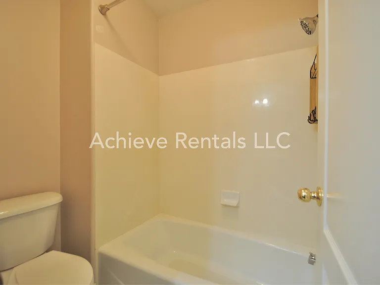1035 N 130 W #100 — Photo 16