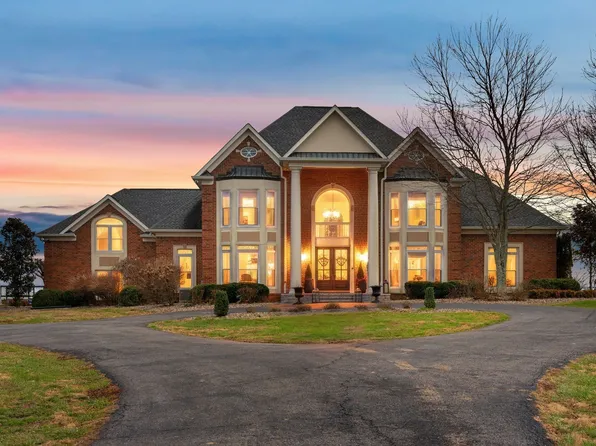 1600 Oakdale Rd, Westmoreland, TN 37186