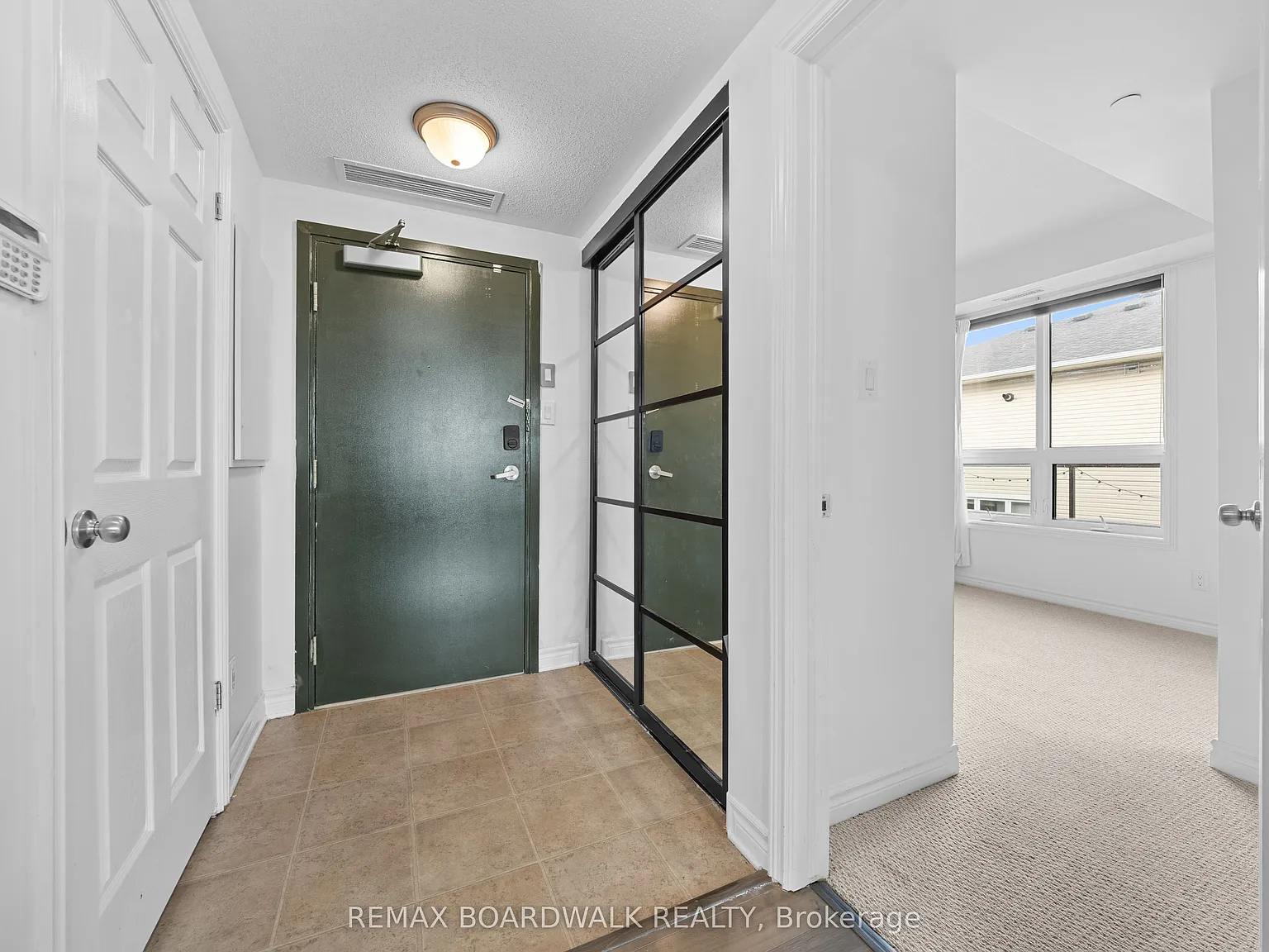 2 bed, $2,450 — Photo 3