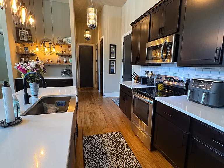 42 Keys Ferry St #201 — Photo 2
