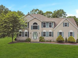 1074 Sullivan Trl, Scotrun, PA 18355